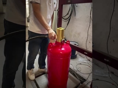 Video vom Befüllvorgang des Mittels